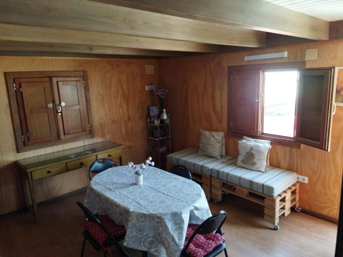 فيلا شيكلانا دي لا فرونتيرافي Casa De Madera De Sancti Petri المظهر الخارجي الصورة